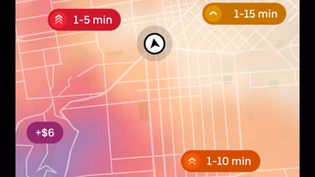 Mapa da Uber com regiões coloridas e balões de tempo de espera entre 1 e 15 minutos